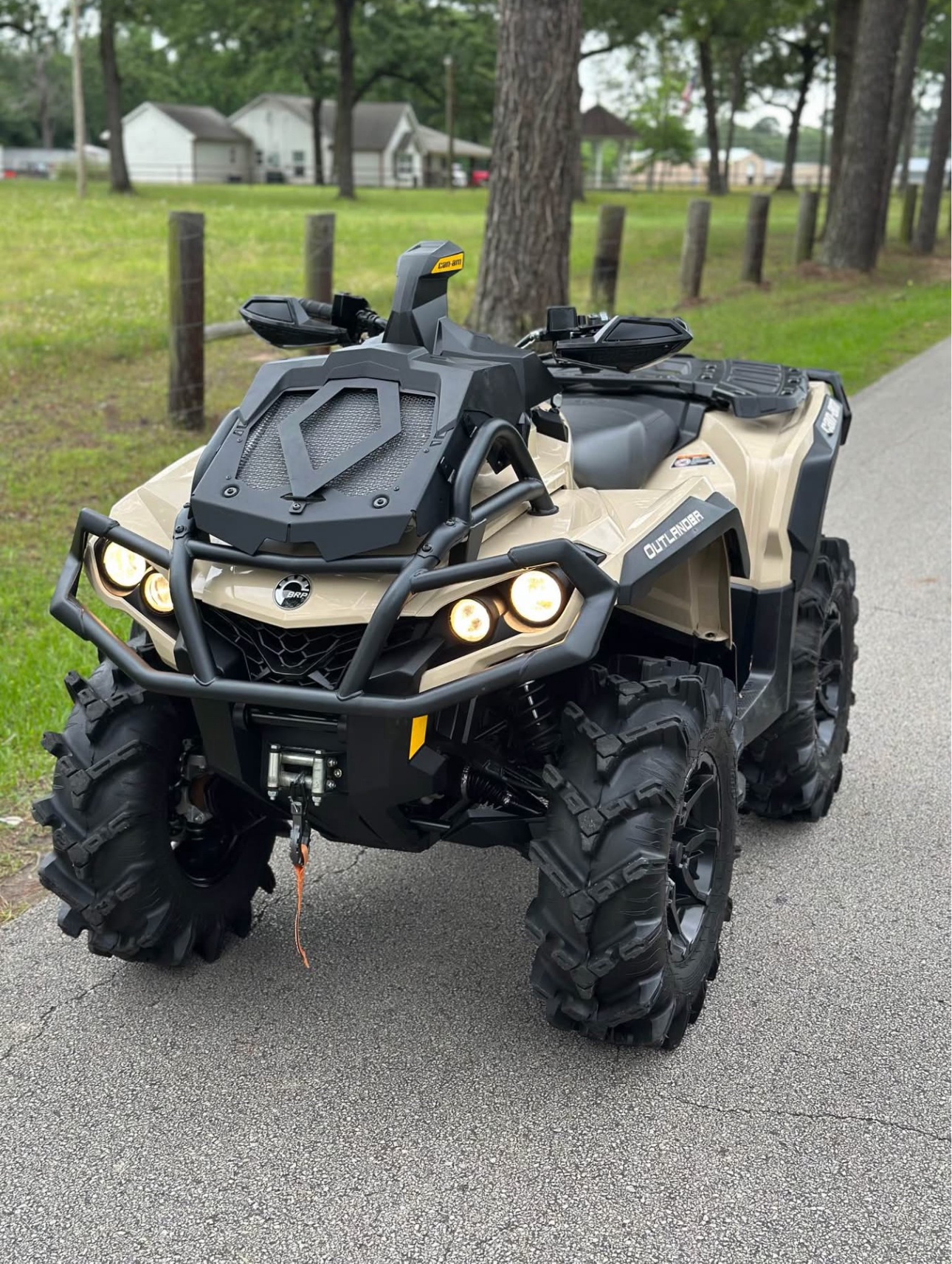 2022 MINT CanAm Outlander XMR 850 - Image 2