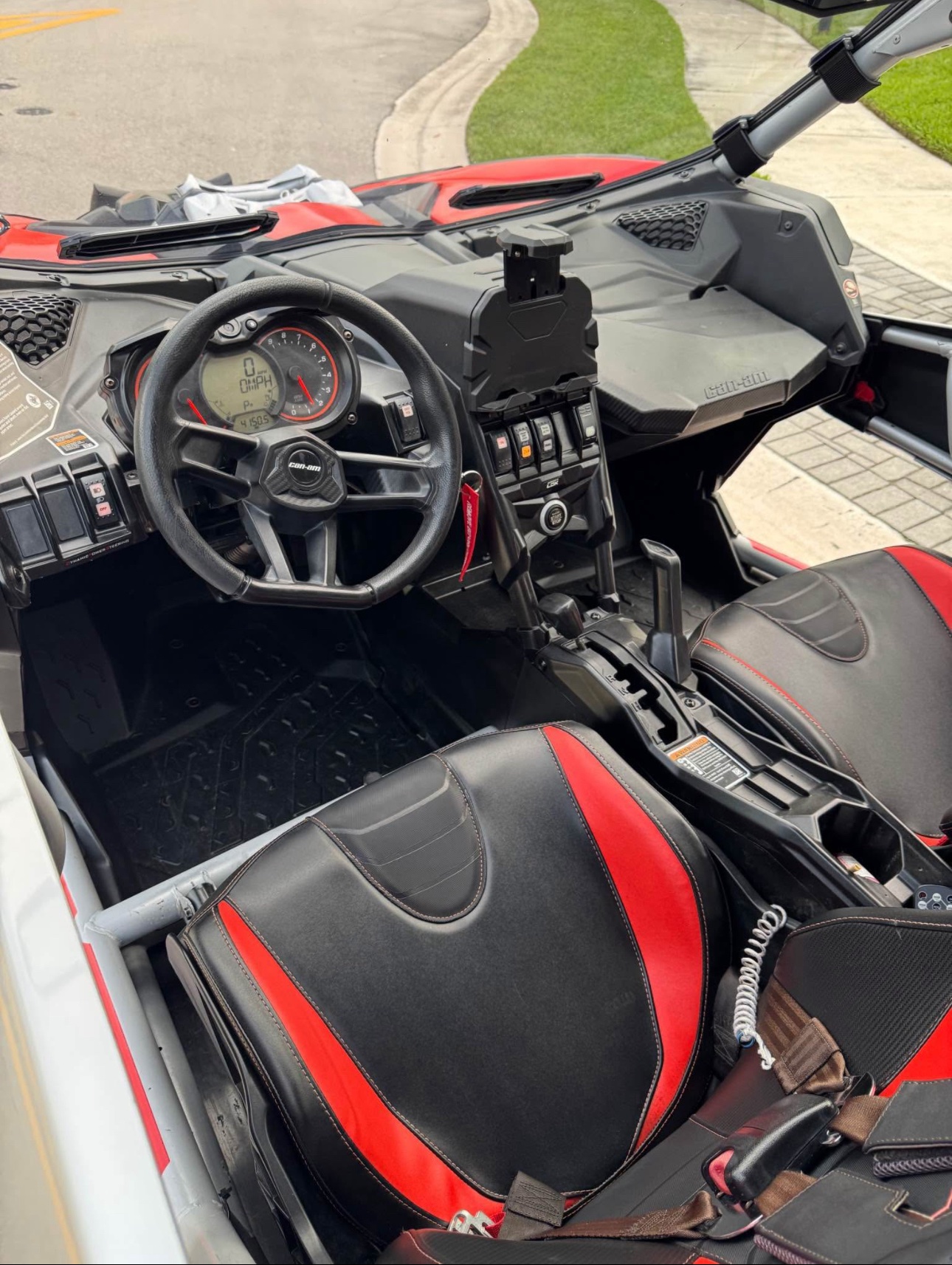 For Sale: 2019 Can-Am Maverick XRS Max 4-Door Turbo R - Image 2